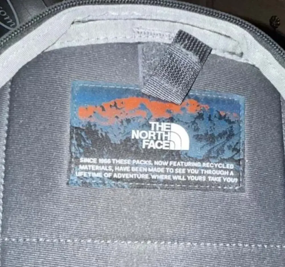The North Face Recon Backpack with FlexVent Suspension